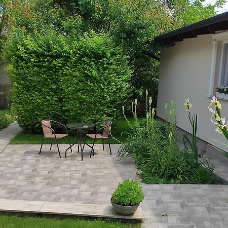 Garden Home Törökbálint Zewnętrze zdjęcie